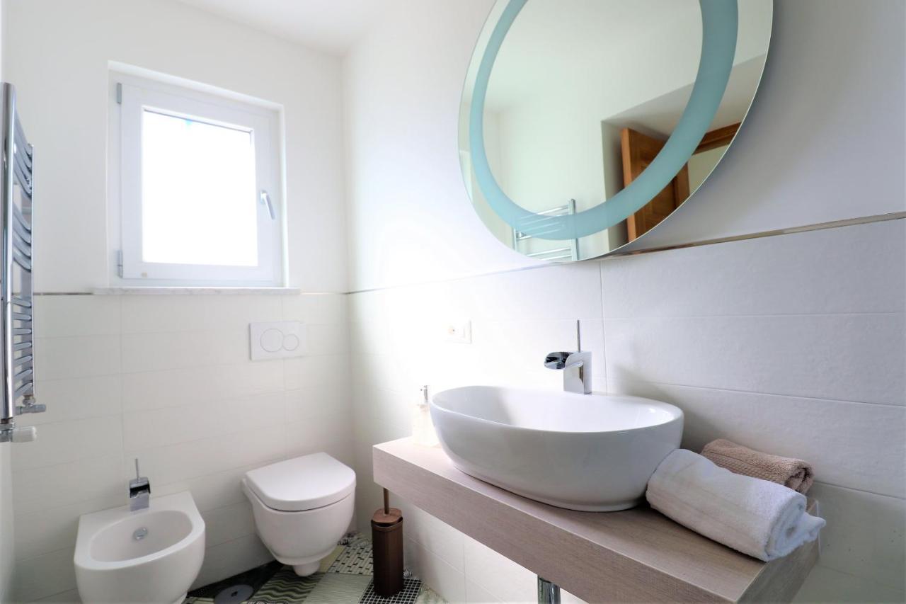 Mary'S Apartments - De Vivo Realty Massa Lubrense Dış mekan fotoğraf
